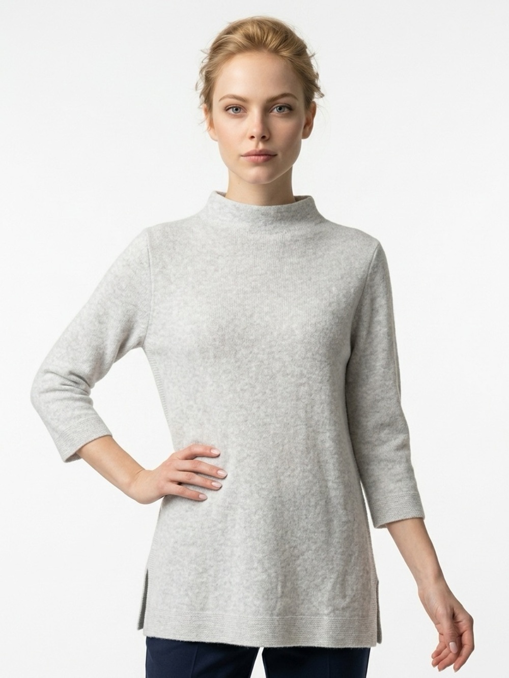 ✌️4 for $20✌️ Minimal tunic length sweater
